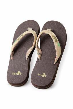 Sanuk Women's Yoga Paradise 2 Natural Paradise Palms Sandals